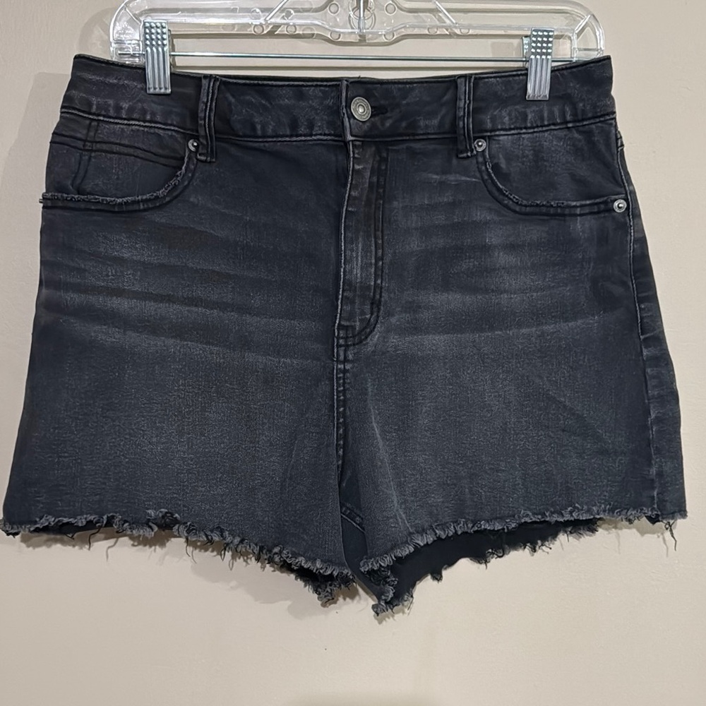 Happily Grey Black Denim Women's Shorts 
3" Inseam Size 30